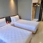 @Hom Semarang Simpang Lima