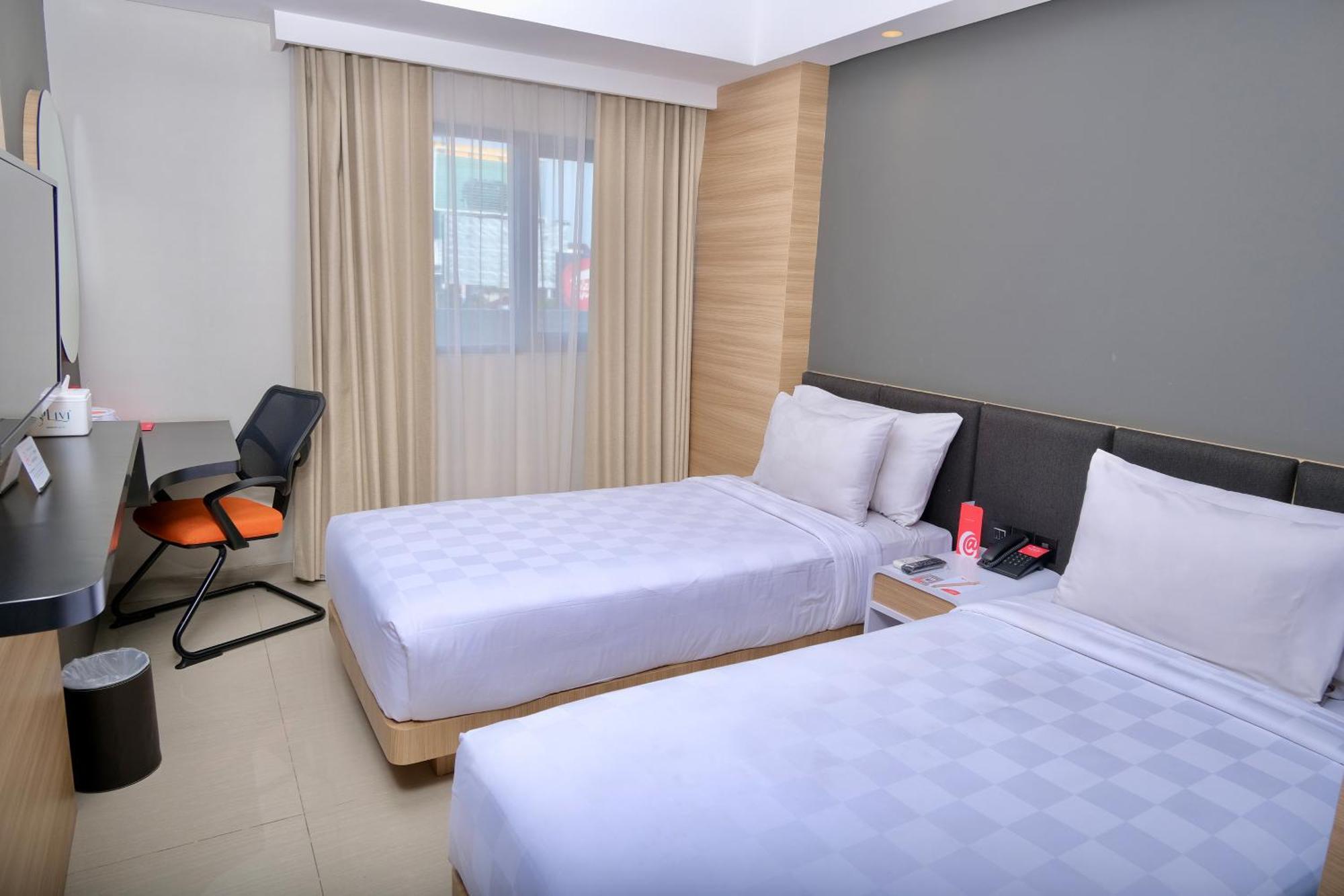 @hom Simpang Lima Hotel 3*