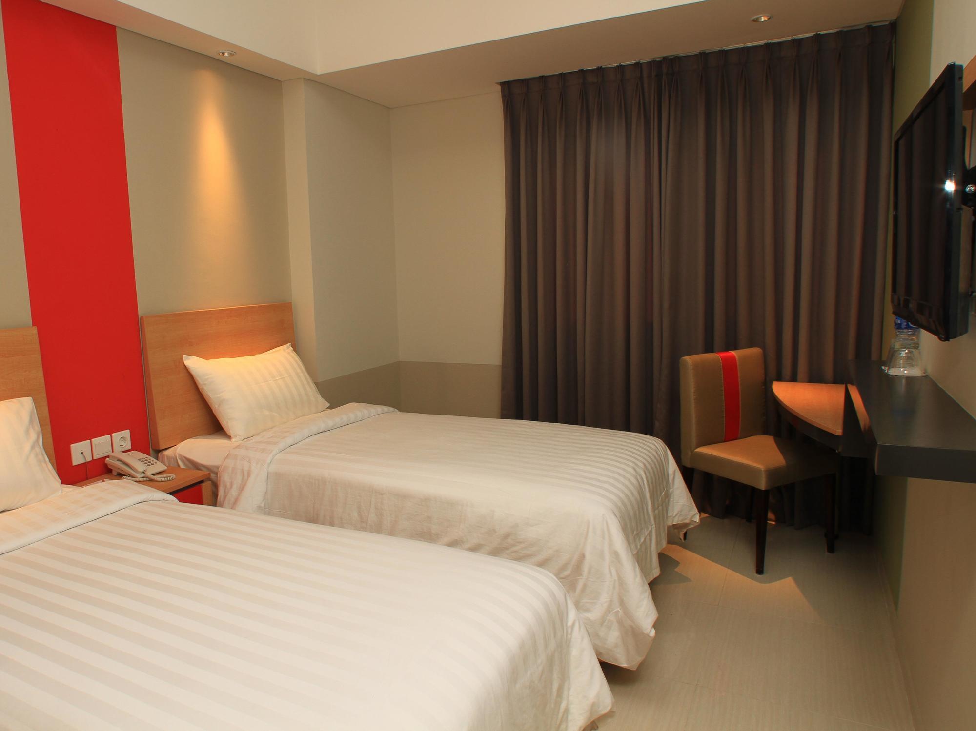 @hom Simpang Lima 3* Semarang