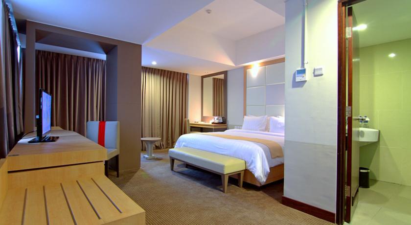 Hotel @hom Simpang Lima Semarang